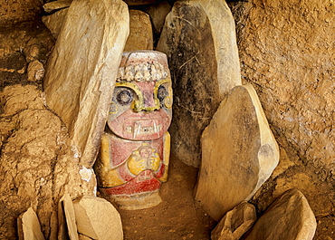 Pre-Columbian sculpture, Alto el Purutal, San Agustin Archaeological Park, UNESCO World Heritage Site, Huila Department, Colombia, South America