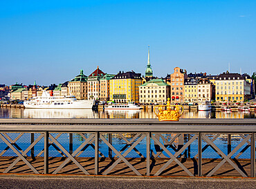 Gilded Crown on Skeppsholmsbron, Stockholm, Stockholm County, Sweden, Scandinavia, Europe