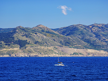 Coast of Icaria Island, North Aegean, Greek Islands, Greece, Europe