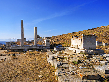 Temple of Hera, Delos Archaeological Site, UNESCO World Heritage Site, Delos Island, Cyclades, Greek Islands, Greece, Europe