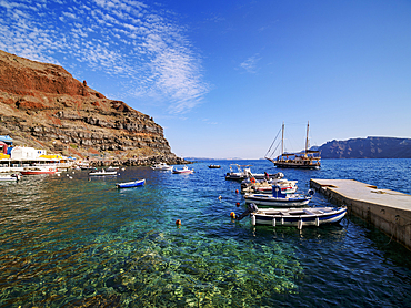 Fishing Port at Ammoudi Bay, Santorini (Thira) Island, Cyclades, Greek Islands, Greece, Europe