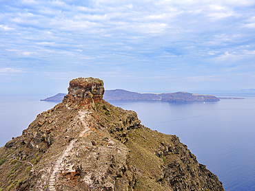 Ruins of Skaros, a medieval fortress town near Imerovigli, Santorini (Thira) Island, Cyclades, Greek Islands, Greece, Europe