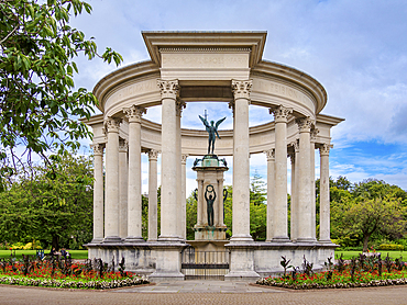 Welsh National War Memorial, Alexandra Gardens, Cardiff, Wales, United Kingdom, Europe