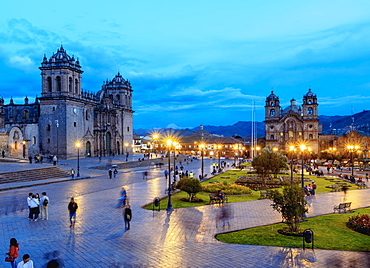 Main Square at twilight, Old Town, UNESCO World Heritage Site, Cusco, Peru, South America