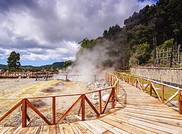 Fumarolas da Lagoa das Furnas, hot springs, Sao Miguel Island, Azores, Portugal, Atlantic, Europe