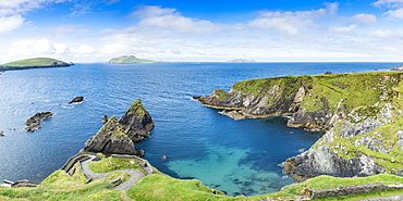 Dunquin pier, Dingle Peninsula, County Kerry, Munster province, Republic of Ireland, Europe