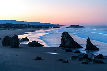 Bandon Beach at dawn, Bandon, Coos county, Oregon, United States of America, North America