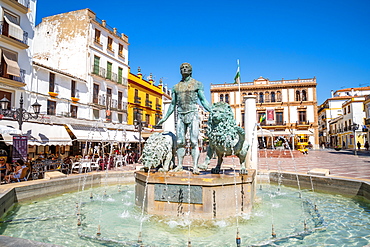 Statue of Hercules and two lions in a fountain at Plaza del Socorro, Ronda, Andalusia, Spain, Europe