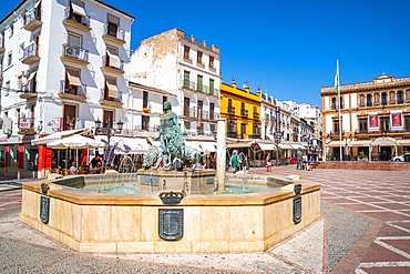 Statue of Hercules and two lions in a fountain at Plaza del Socorro, Ronda, Andalusia, Spain, Europe