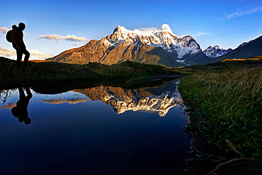 Lake Nordenskjold and Cerro Paine Grande at sunrise, Torres del Paine National Park, Ultima Esperanza Province, Magallanes and Chilean Antactica Region, Patagonia, Chile, South America