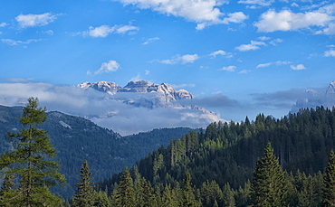 Brenta mountain range, Rendena Valley, Trentino, Italy, Europe