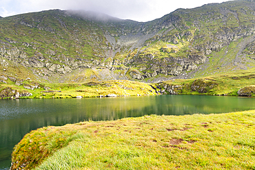 fagaras mountains with Capra lake