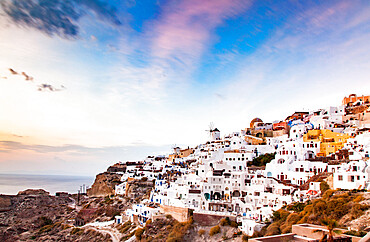 Scenic town of Oia, Santorini (Thira), Cyclades, Greek Islands, Greece, Europe