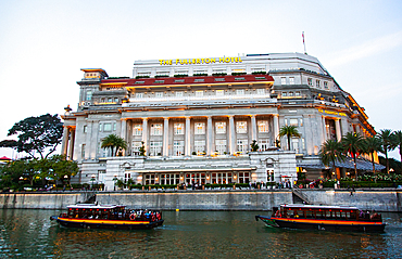 SINGAPORE, SINGAPORE - MARCH 2019:the fullerton hotel in Singapore