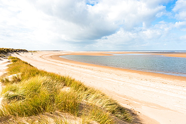 Norfolk Coast Path National Trail at Holkham Bay, Norfolk, East Anglia, England, United Kingdom, Europe