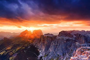 Stunning sunset on Sassolungo group, Fassa Valley, Trentino, Dolomites, Italy, Europe