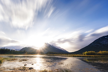 Sunrise at the Vermilion Lakes, Banff National Park, UNESCO World Heritage Site, Canadian Rockies, Alberta, Canada, North America