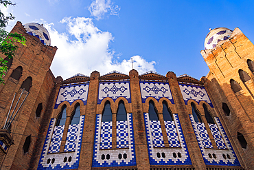 The Monumental Bullring (La Monumental), 1914 Art Nouveau concerts building, with a bullfighting history museum inside, Barcelona, Catalonia, Spain, Europe