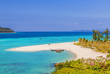 The crystal blue waters of Sunrise Beach on Ko Lipe in Tarutao National Marine Park, Thailand, Southeast Asia, Asia