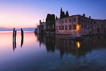 Punta San Vigilio at dawn, a beautiful resort on Lake Garda, Verona province, Veneto, Italian Lakes, Italy, Europe