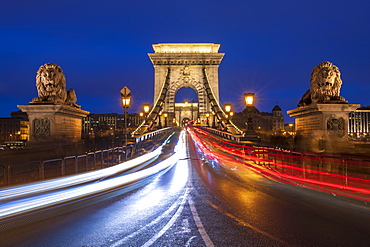 The Chain Bridge with traffic light trails, Budapest, Hungary, Europe