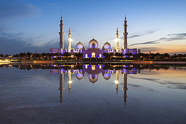 Sheikh Zayed Bin Sultan Al Nahyan Mosque, Abu Dhabi, United Arab Emirates, Middle East