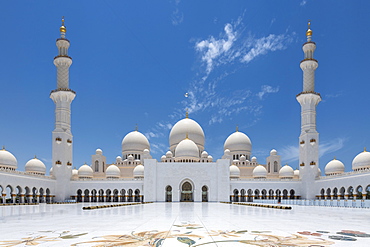 Sheikh Zayed Grand Mosque, Abu Dhabi, United Arab Emirates, Middle East