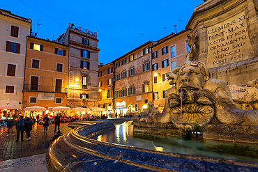 Piazza della Rotunda and water feature near Pantheon, Rome, Lazio, Italy, Europe