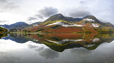 Panoramic view of Buttermere, Lake District National Park, UNESCO World Heritage Site, Cumbria, England, United Kingdom, Europe