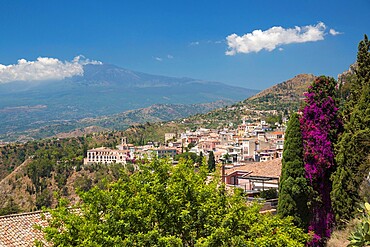 View over the town from the Greek Theatre, Mount Etna in background, Taormina, Messina, Sicily, Italy, Mediterranean, Europe