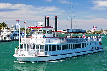 Paddlewheel sightseeing boat, the Carrie B, cruising along the Stranahan River, Fort Lauderdale, Florida, United States of America, North America