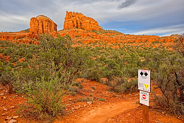 Cathedral Rock at the intersection of upper Baldwin Loop and HiLine Trails with sign warning that the HiLine Trail is for experts only, Sedona, Arizona, United States of America, North America