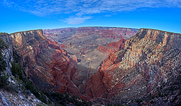 Monument Creek viewed from along the rim trail halfway between The Abyss and Monument Creek Vista Overlook with Mohave Point on right and Pima Point on the left in the distance, Grand Canyon, Arizona, United States of America, North America