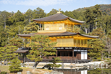 Kinkaku-ji Golden Pavilion Temple, UNESCO World Heritage Site, Kyoto, Honshu, Japan, Asia