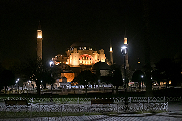 Illuminated Hagia Sophia Grand Mosque at night, UNESCO World Heritage Site, Istanbul, Turkey, Europe