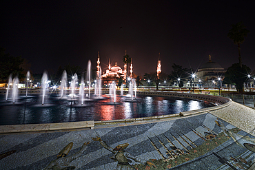 Sultanahmet camii (Blue Mosque) illuminated at night, UNESCO World Heritage Site, Istanbul, Turkey, Europe