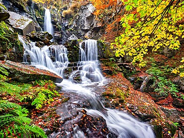 Long exposure at Dardagna waterfalls in autumn, Parco Regionale del Corno alle Scale, Emilia Romagna, Italy, Europe