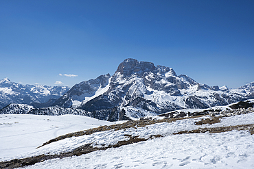 Croda Rossa D'Ampezzo mountain covered by pristine snow, Dolomites, Italy, Europe