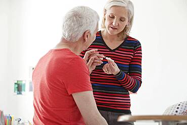 Smoking treatment elderly person