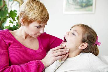 Child with sore throat