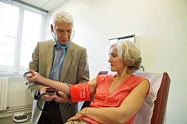 Blood pressure, elderly person