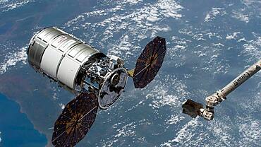 Cygnus Spacecraft Docks at the ISS