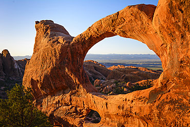 Double O Arch in Arches National Park, Utah.