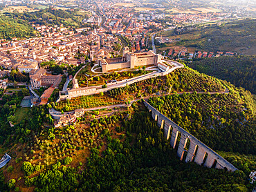 Whole cityscape of Spoleto, with the Roman aqueduct, the fortress and the old town, Spoleto, Umbria, Italy, Europe