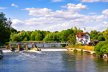 The view of Goring weir and lock from Goring and Streatley Bridge, Goring, Oxfordshire, England, United Kingdom, Europe