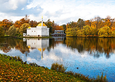 Turkish Bath pavilion and Marble Bridge, Catherine Park, Pushkin (Tsarskoye Selo), near St. Petersburg, Russia, Europe