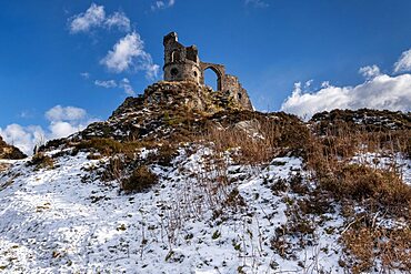 Mow Cop Castle in winter, Mow Cop, Cheshire and Staffordshire border, England, UK