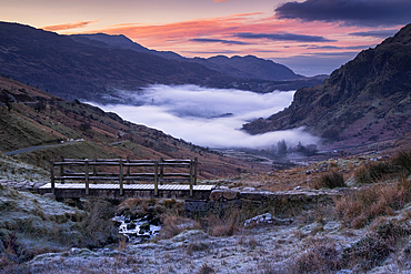 Dawn over Nant Gwynant and the Moelwynion mountains, Snowdonia National Park, Eryri, North Wales, UK