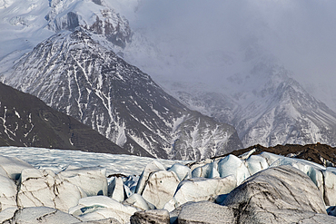 Svínafellsjökull Glacier, a tongue of the Vatnajokull Glacier, Southern Iceland, Europe