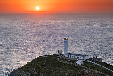 South Stack Lighthouse at sunset, Holy Island, Isle of Anglesey, North Wales, UK